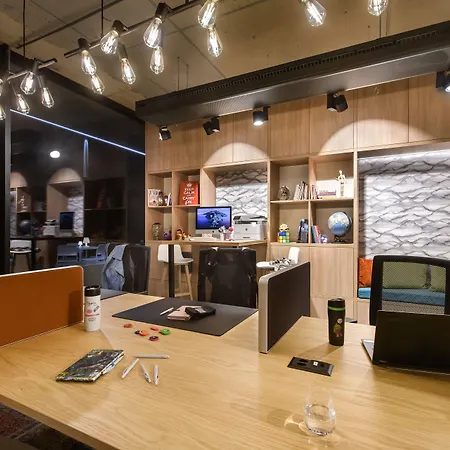 Hotel Moxy