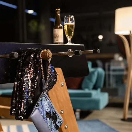 Moxy Hotel 3*
