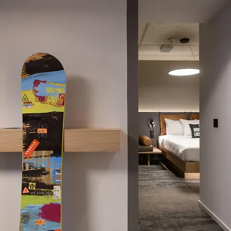Hotel Moxy Sion