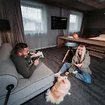 Moxy 3*