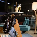 Moxy Hotel 3*